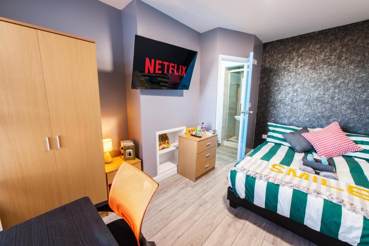 Heart Of Maidstone - Premium Double Rooms With Free Wi-Fi ภายนอก รูปภาพ